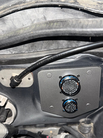 BMW E8x/E9x Mil-Spec Connector Flange